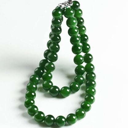 Pearl and jade necklace